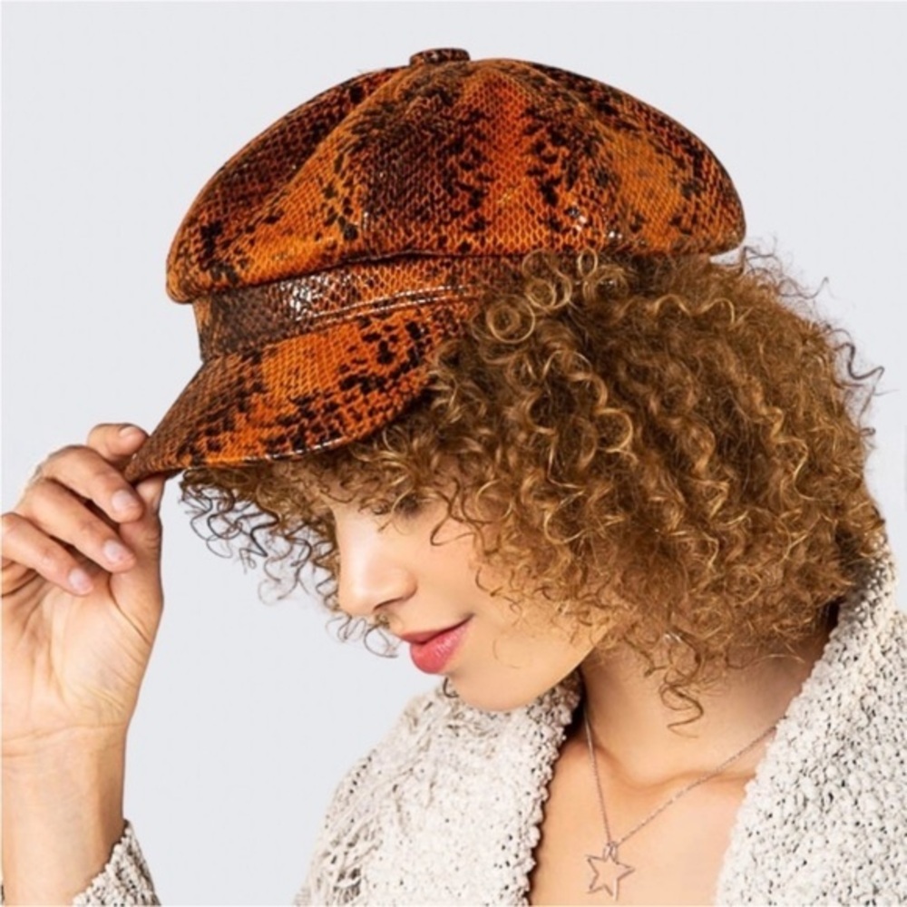 Glossy Faux Leather Snake Print Newsboy Hat